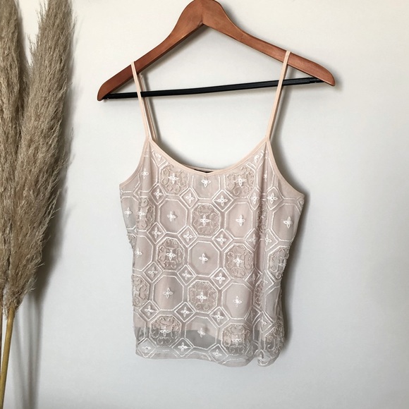🔥3 FOR $20🔥Light Pink Beaded Cropped Tank Top - Picture 1 of 6